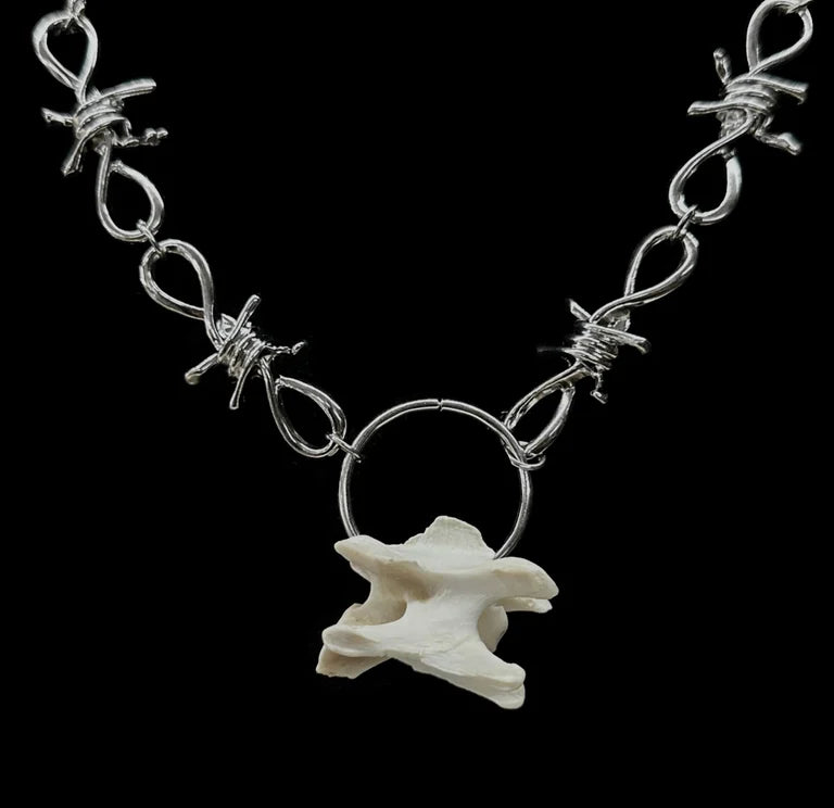 Large Vertebrae Choker
